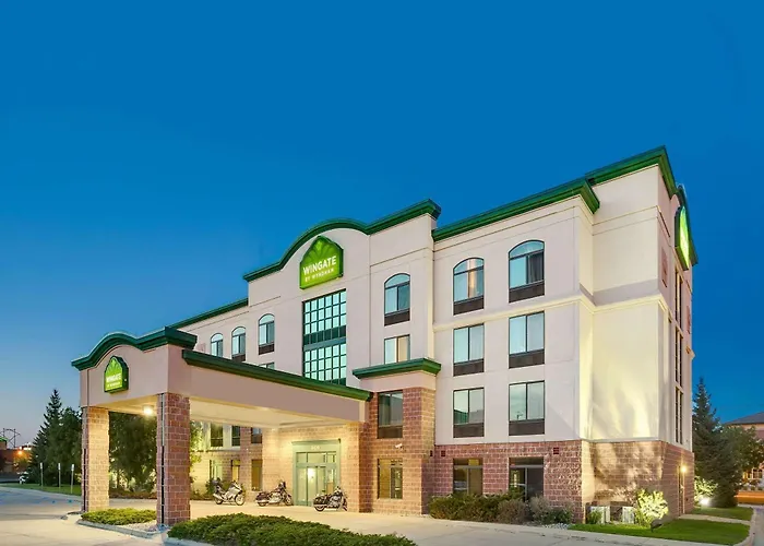 Wingate By Wyndham Hotel 3*