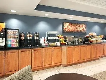 Wingate By Wyndham Hotel Fargo