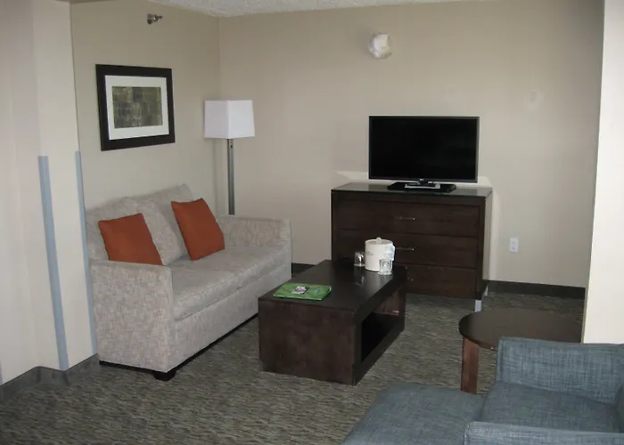 Wingate By Wyndham Hotel