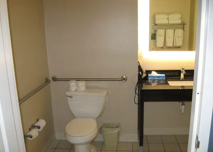 Hotel Wingate By Wyndham 3*