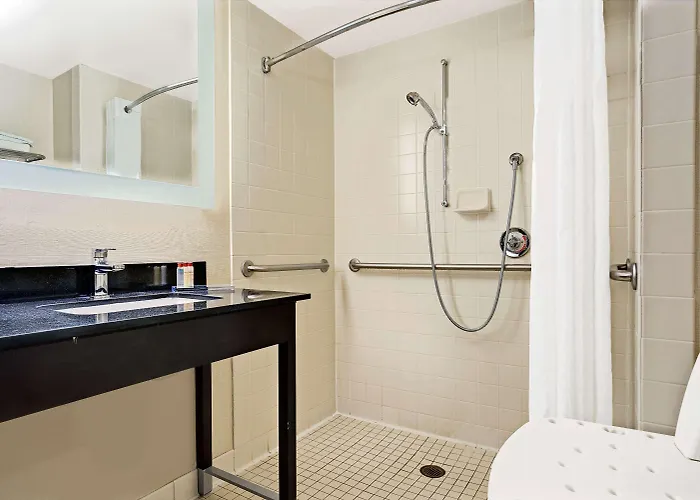 Wingate By Wyndham 3*