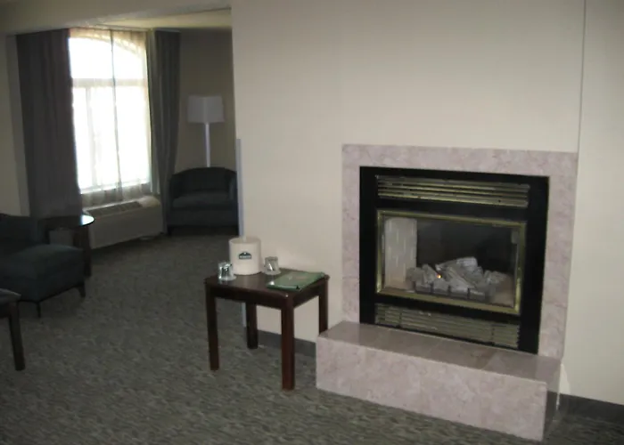 Hotel Wingate By Wyndham Fargo